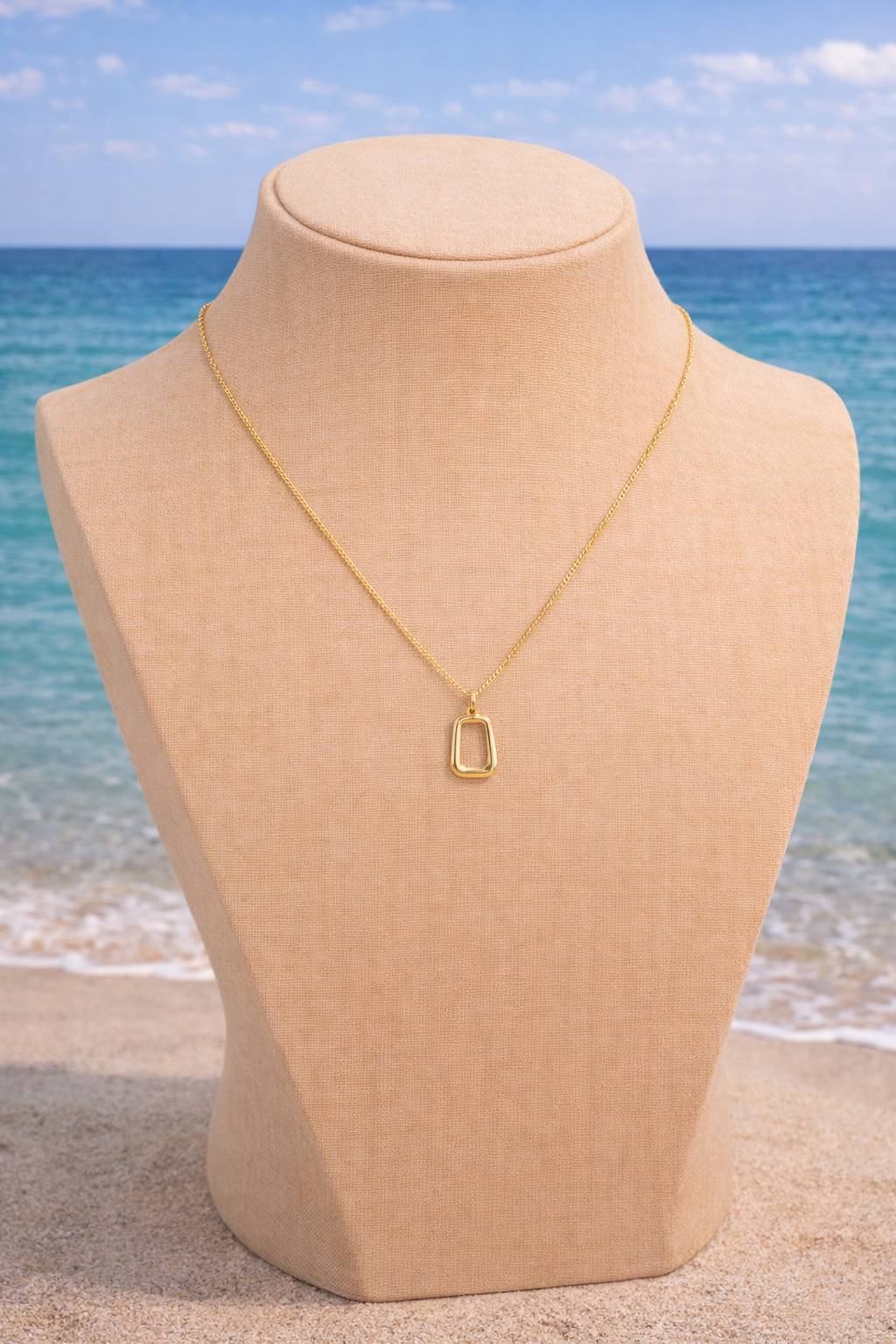 Isla Necklace